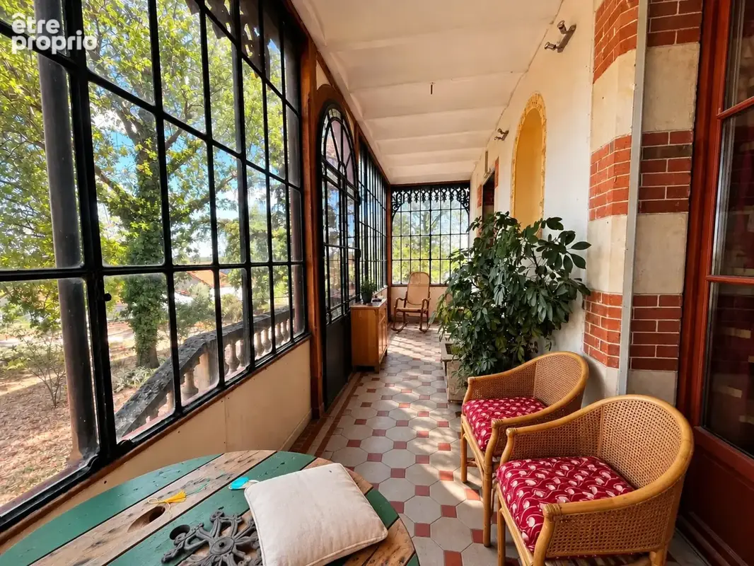 Commelle vernay (42) - maison 230 m2 sur 2334 m2 de terrain - 5 chambres - tour sur 3 niveaux - photo 13