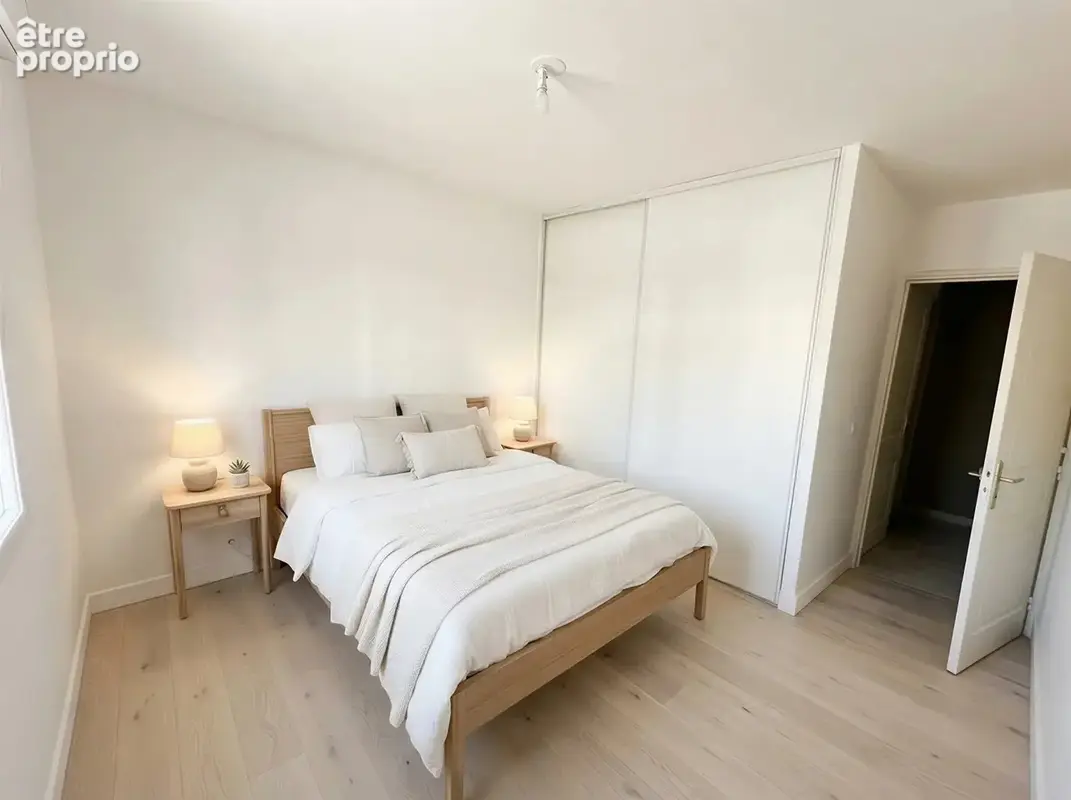 T4 lumineux de 87 m² avec balcon, ascenseur et garage en option – Secteur Gare - photo 11