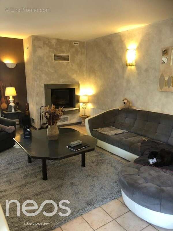 Maison à FARGES-EN-SEPTAINE