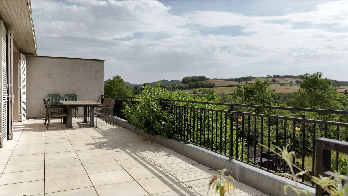 Maison à MONTIGNY-EN-MORVAN