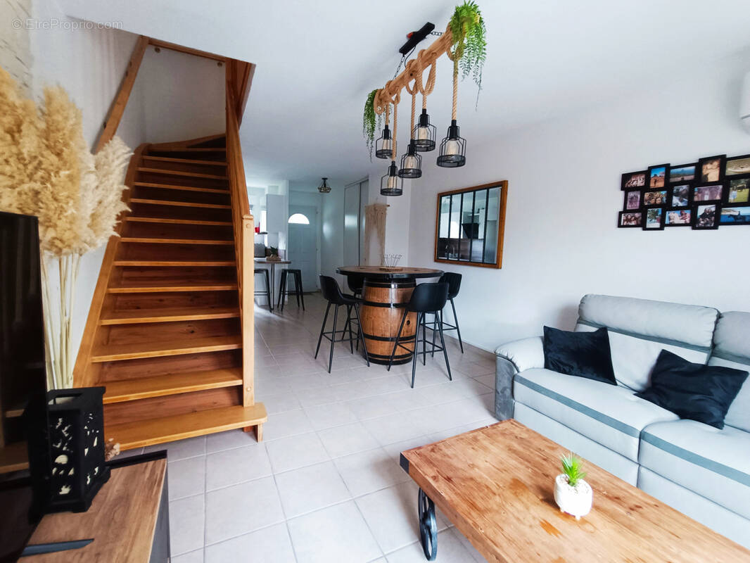 Appartement à FRONTON