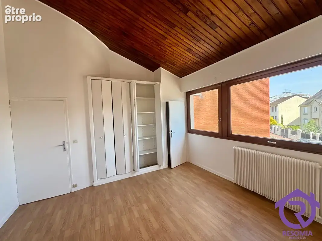 Maison Clamart de 10 pièces de 220 m² avec fort potentiel - photo 8