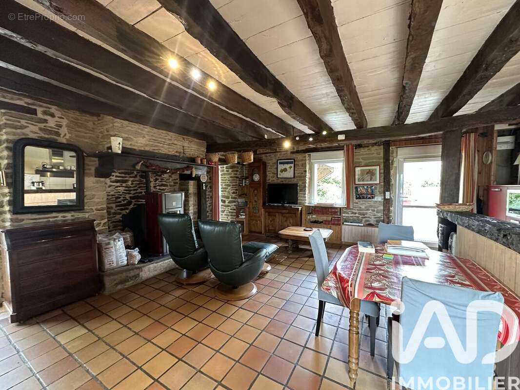 Maison 132 m² à Taupont  - photo 4
