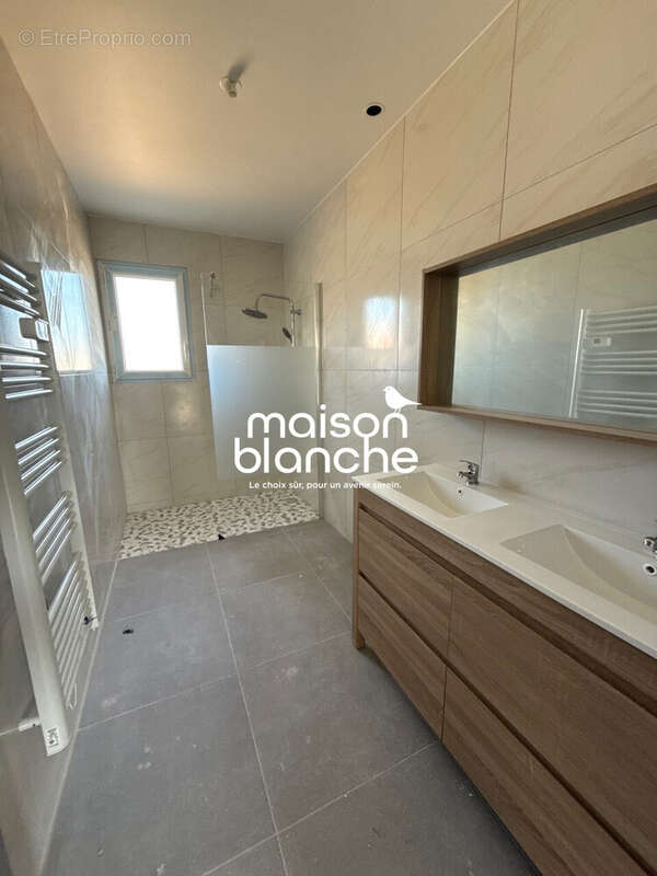 Maison à SAINT-ANTOINE-SUR-L&#039;ISLE