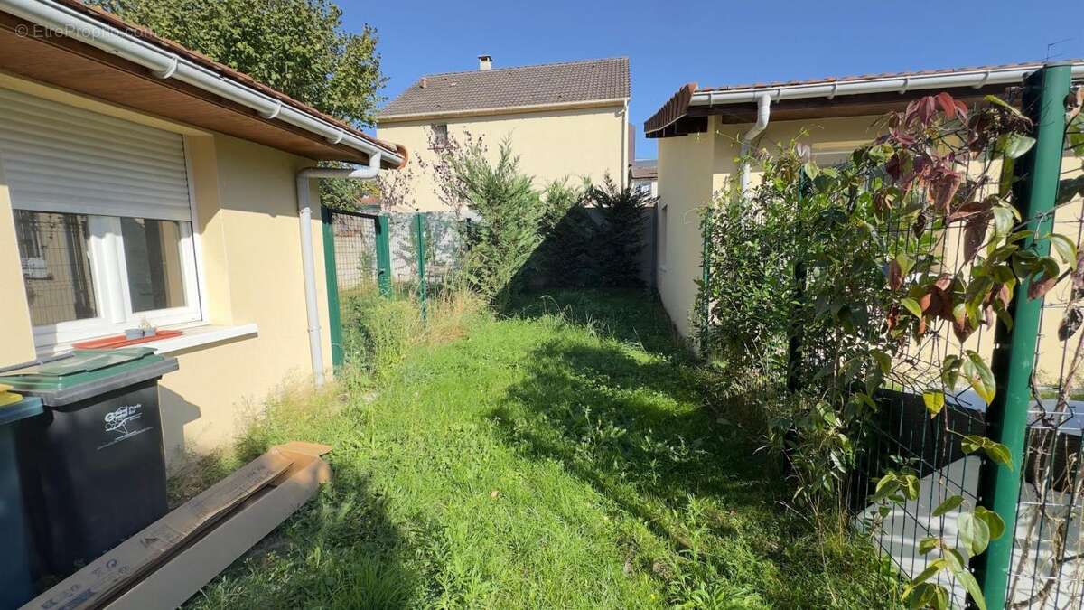 Maison à NEUILLY-PLAISANCE