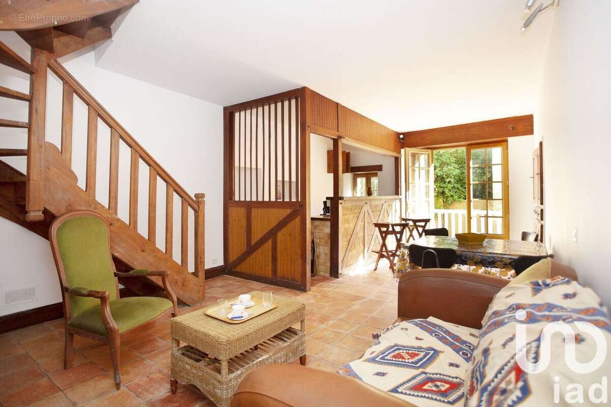 Photo 4 - Maison à SALLES-DE-BELVES