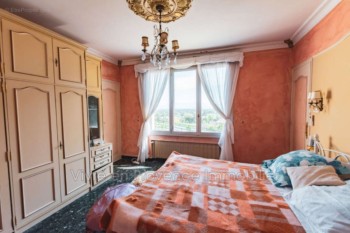 Maison à JONQUERETTES