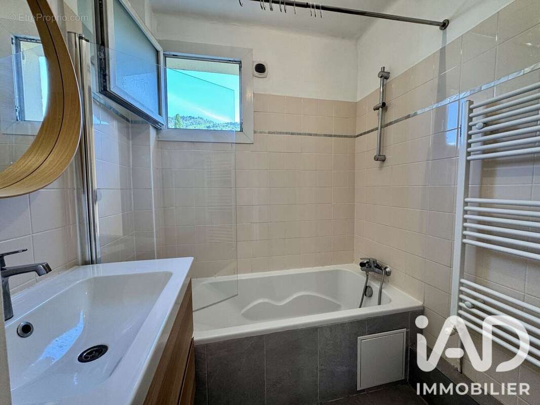 Appartement 77 m² à Toulon  - photo 7