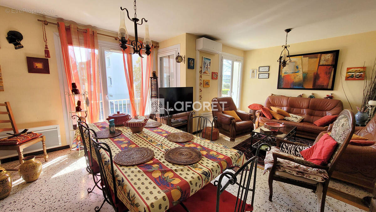 Appartement à LATTES