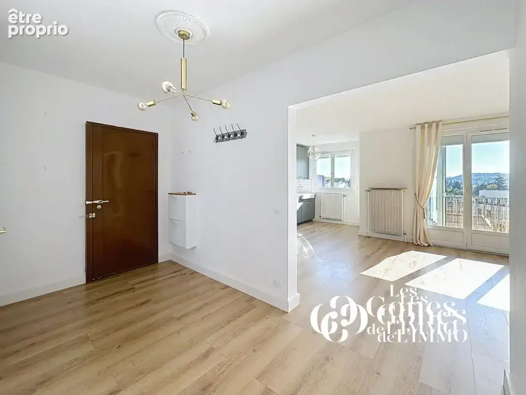 Tassin-la-Demi-Lune   Bel appartement lumineux avec vue déga - photo 6