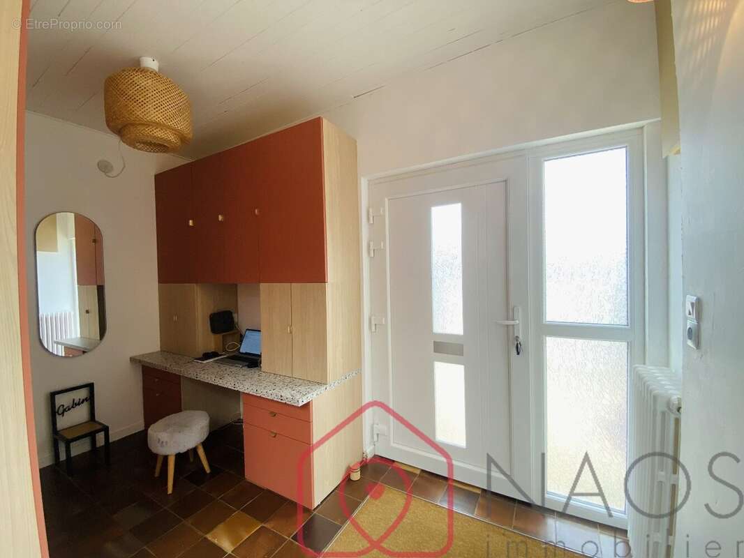Maison à AIGLEMONT