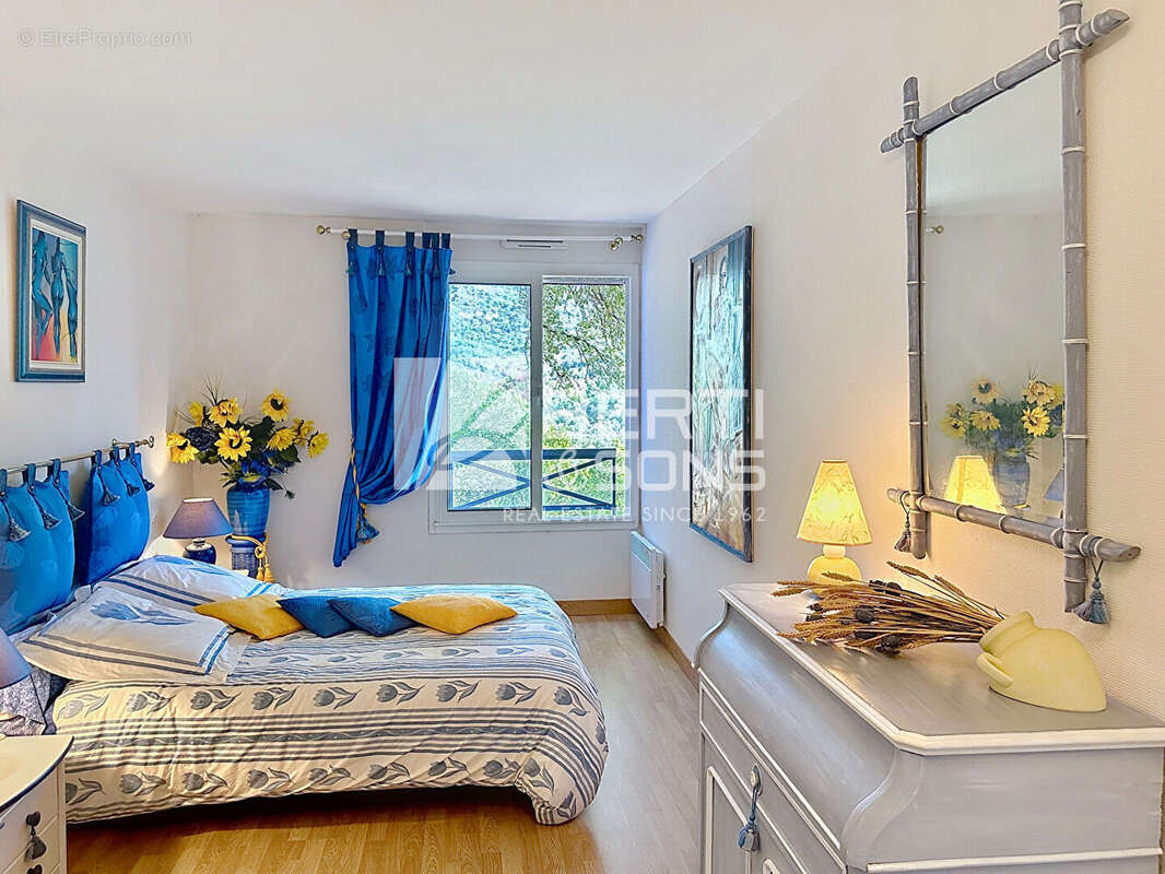 Appartement à MANDELIEU-LA-NAPOULE