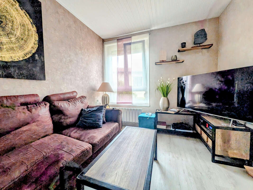 Maison à JARVILLE-LA-MALGRANGE