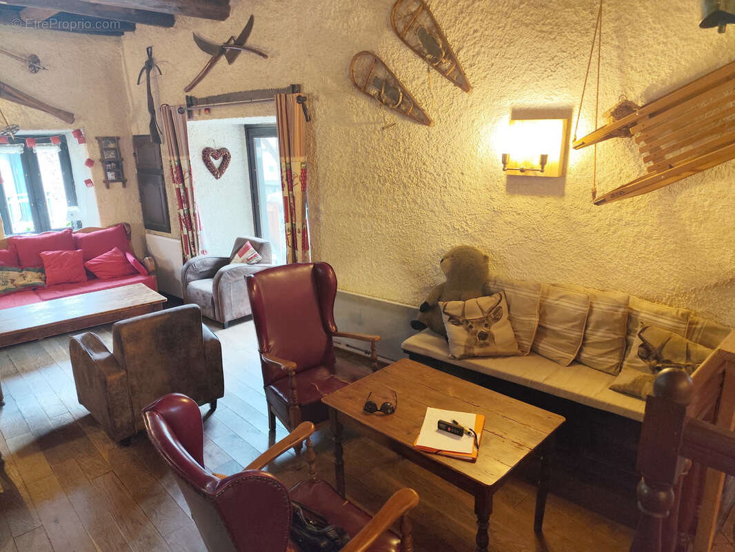 Maison à BENQUE-DESSOUS-ET-DESSUS