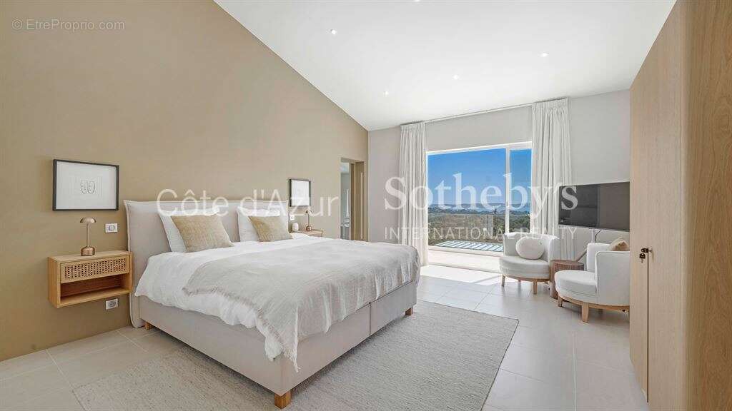 Exclusivité villa contemporaine avec vue mer, proche plage de la Nartelle - photo 13