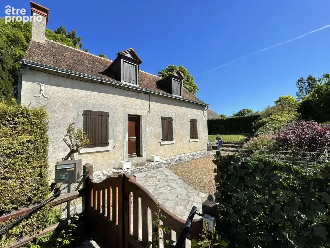 Maison à BEAUMONT-LA-RONCE