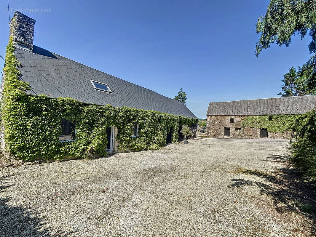 Maison à CANVILLE-LA-ROCQUE