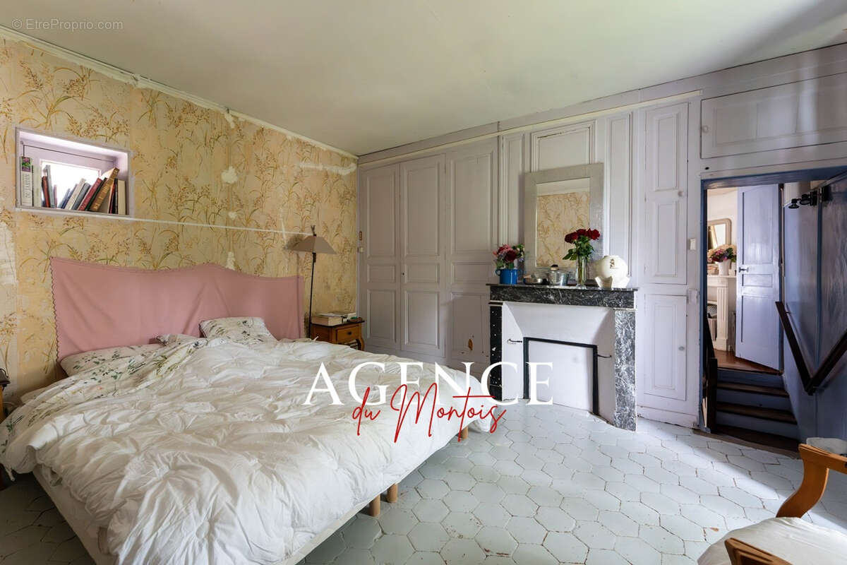 Maison à DONNEMARIE-DONTILLY