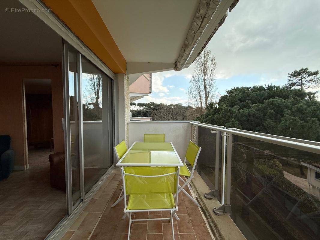 Appartement à VAUX-SUR-MER