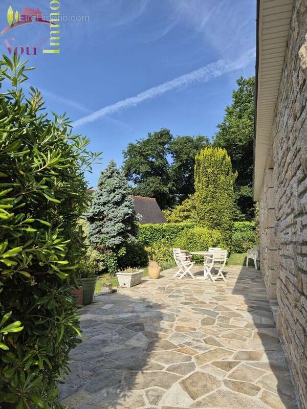 Maison à LOGONNA-DAOULAS