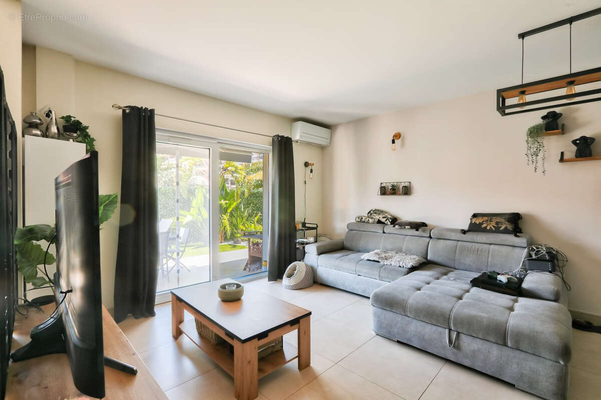 Appartement à CAGNES-SUR-MER