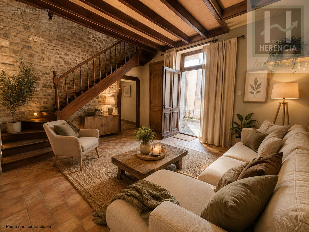 Maison à RUELLE-SUR-TOUVRE