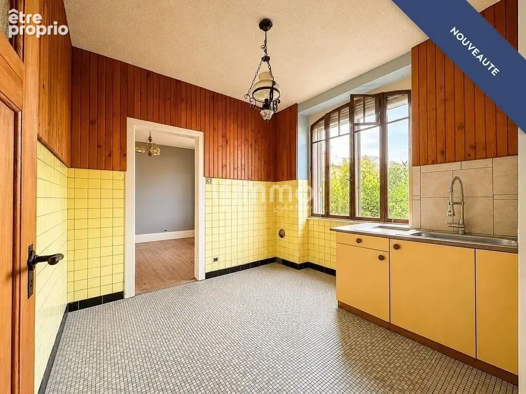 Maison 6 pièces sur 23 ares - photo 3