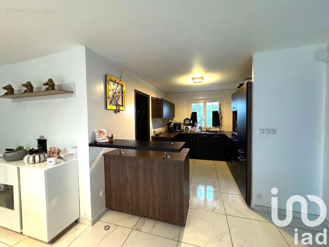 Maison 115 m² à Bosgouet  - photo 4