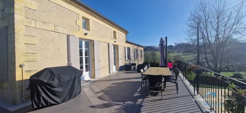 Maison à BEAUMONT-DU-PERIGORD