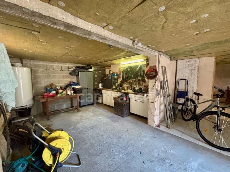 Maison à CHENNEVIERES-SUR-MARNE