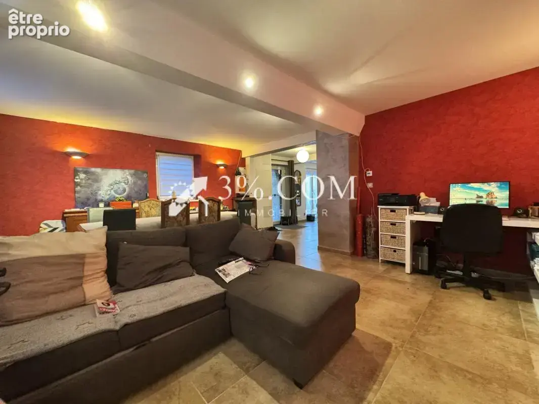 3%COM Maison rénovée avec 3 chambres - cour - cave - photo 5