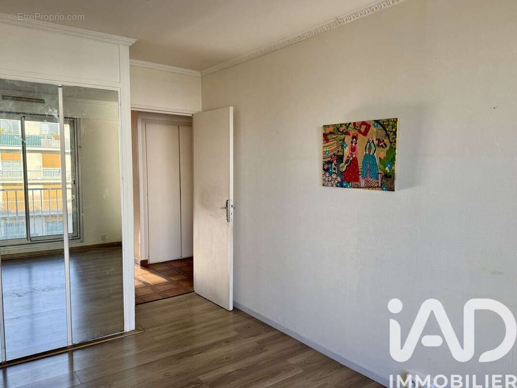 Photo 8 - Appartement à PARIS-19E