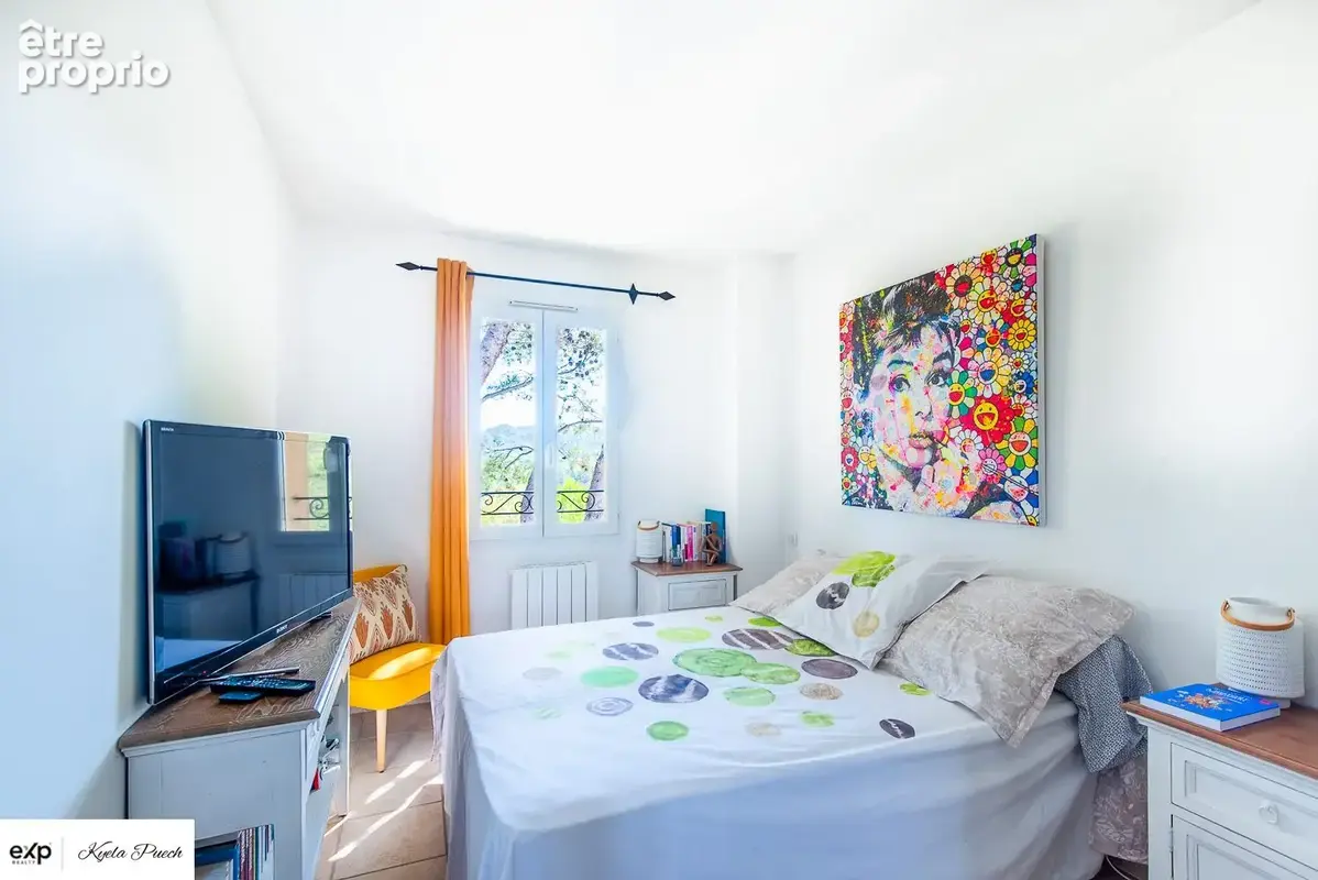 Kyela puech vous propose cette villa avec vue sur les Alpilles, piscine et cadre privilégié au Domaine du golf de Pont Royal