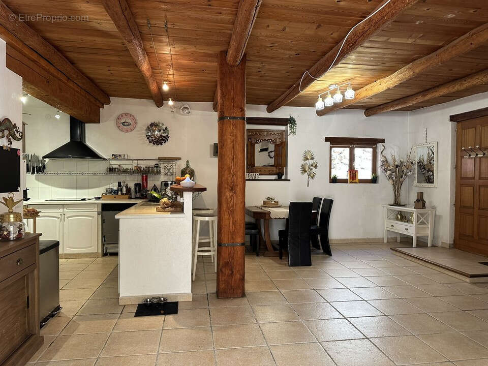 Maison à ROQUEBILLIERE