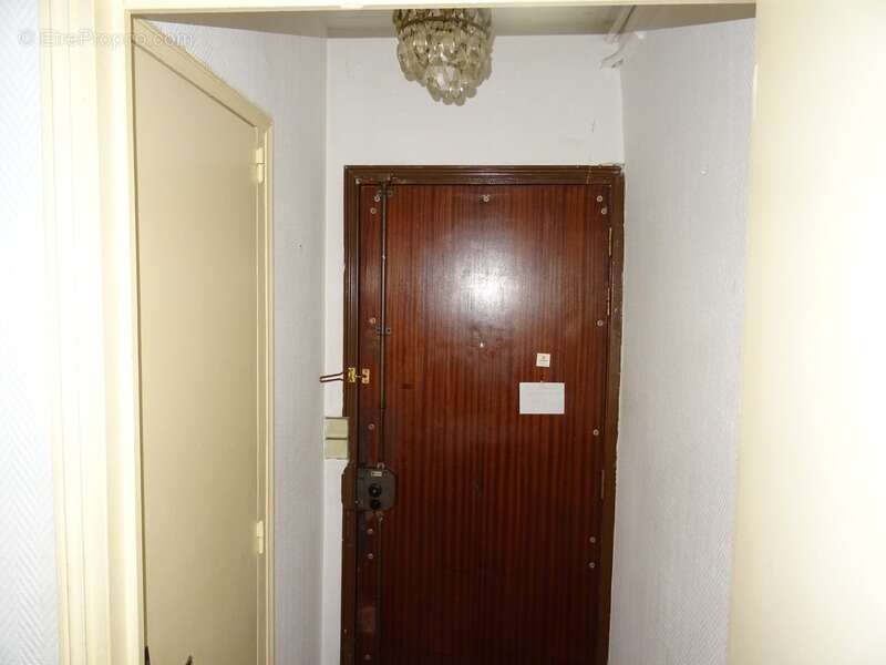 Appartement à PARIS-10E