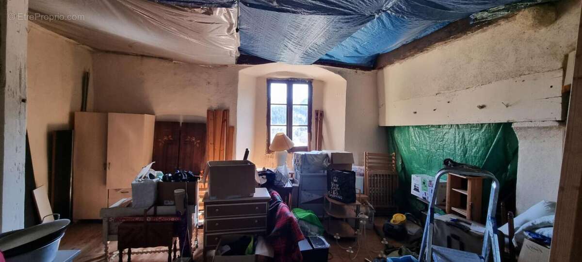 Maison à SAINT-MARTIN-DE-VALAMAS