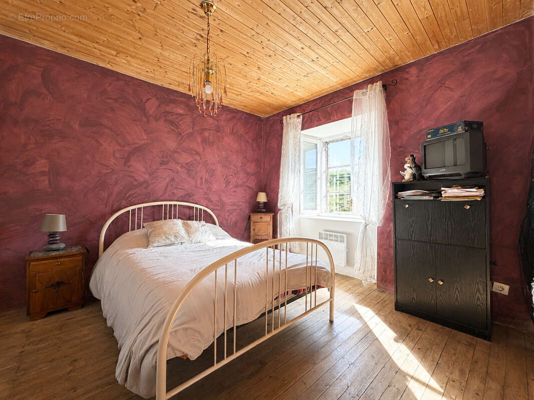 Maison de caractère avec potentiel - photo 4