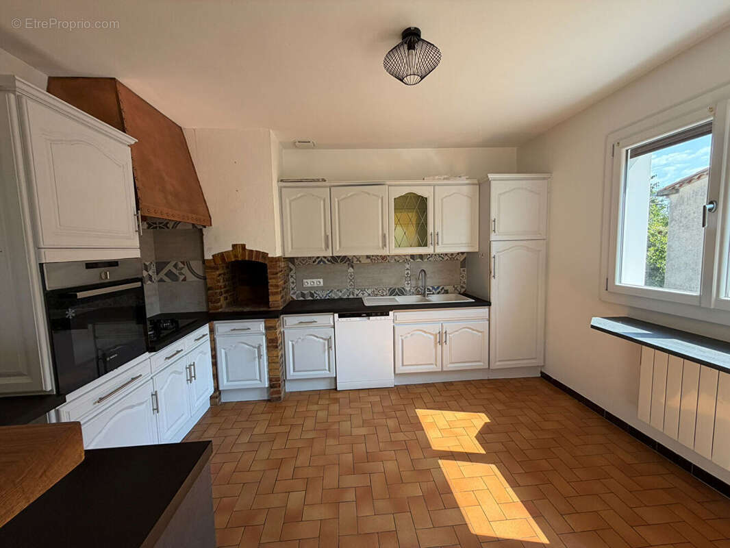 Maison indépendante 147 m² sur parcelle 390 m² Carcassonne - 6 chambres. - photo 17