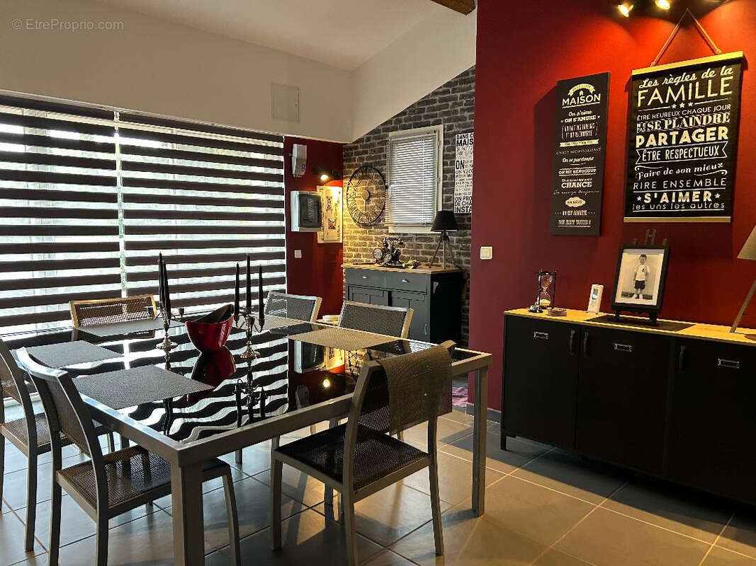 Maison à FLASSANS-SUR-ISSOLE