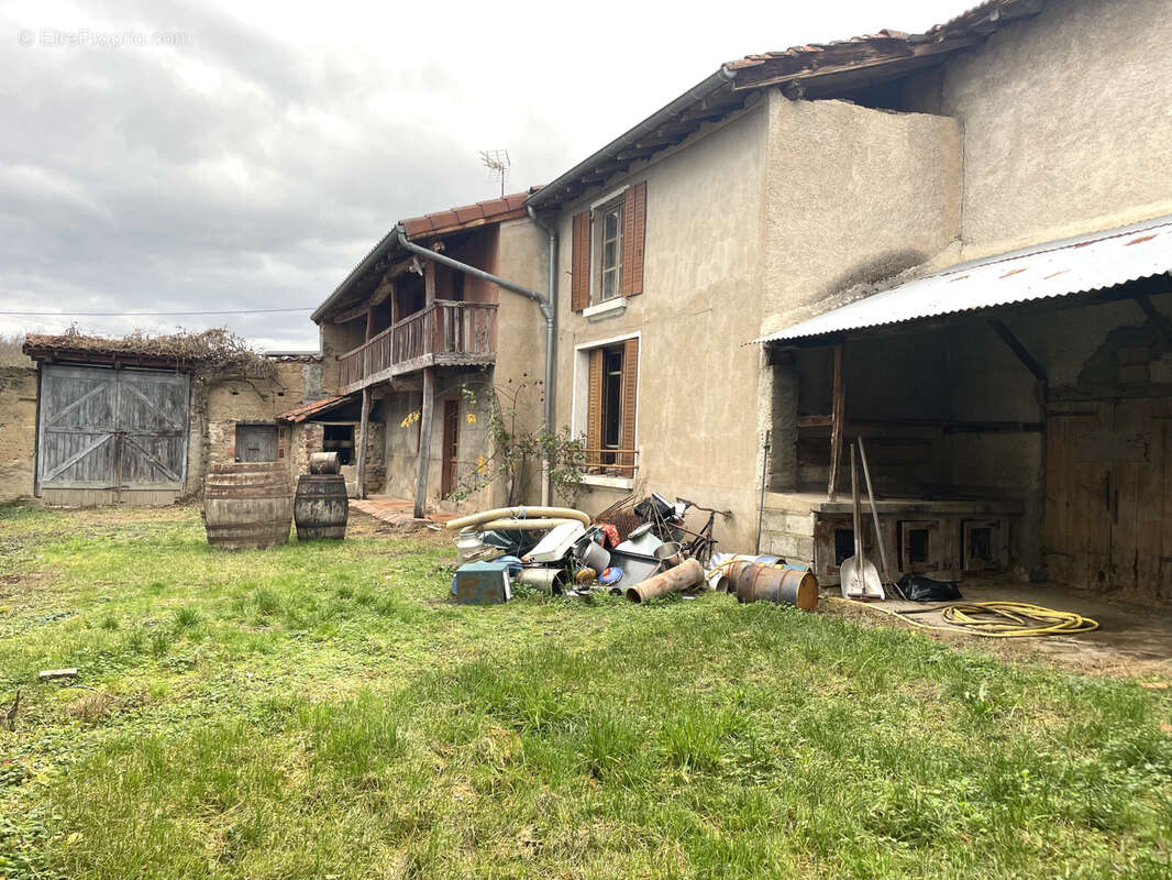 Maison à BUSSY-ALBIEUX