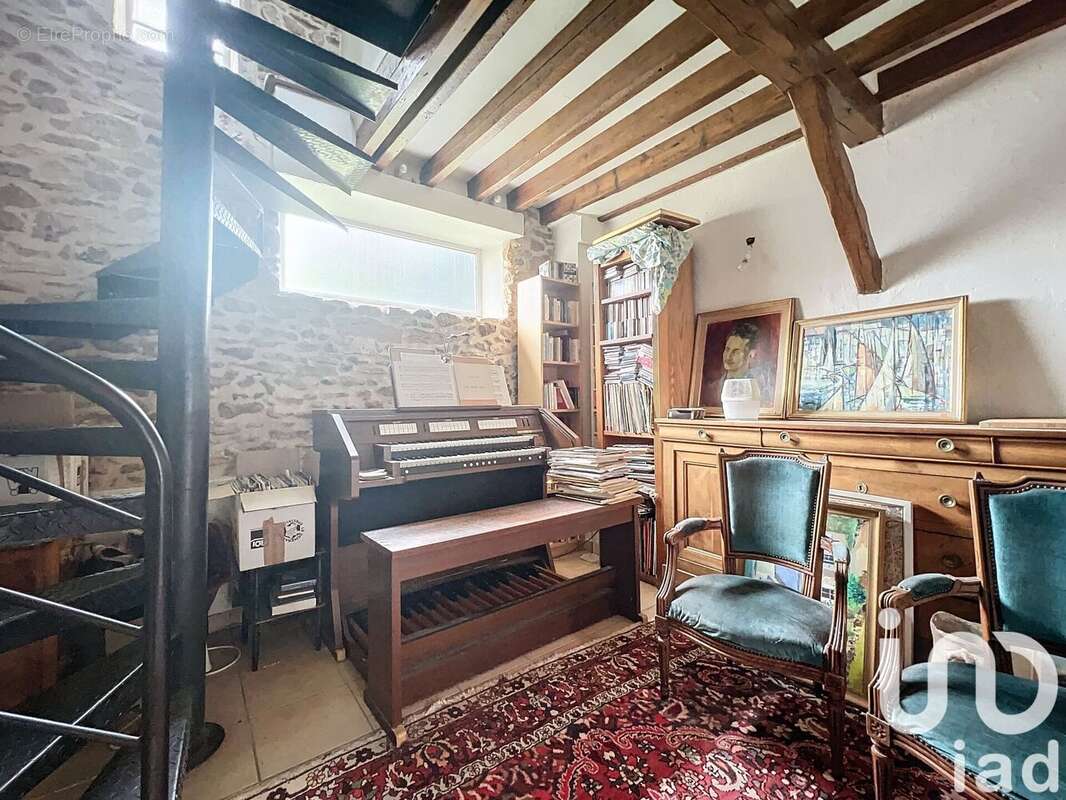 Photo 5 - Maison à VERRIERES-LE-BUISSON