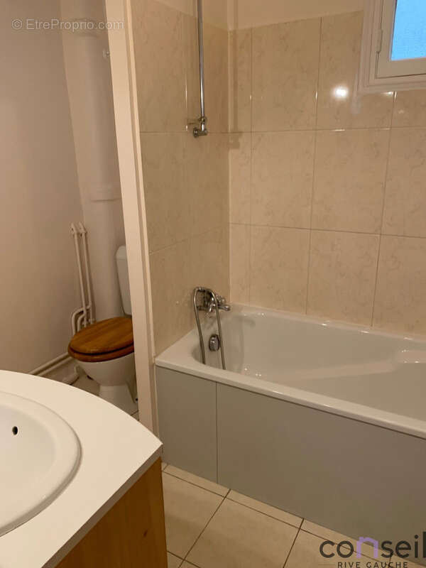 Appartement à PARIS-15E