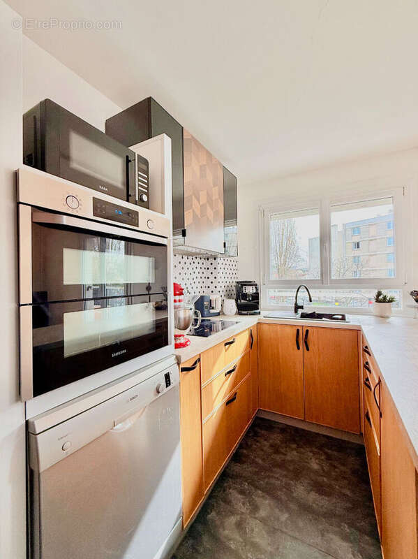 Appartement à MAISONS-ALFORT