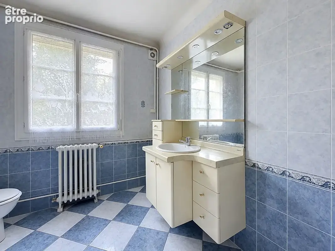 Maison de ville  4 chambres 122,5 m²  Beaux volumes et fort potentiel - photo 10