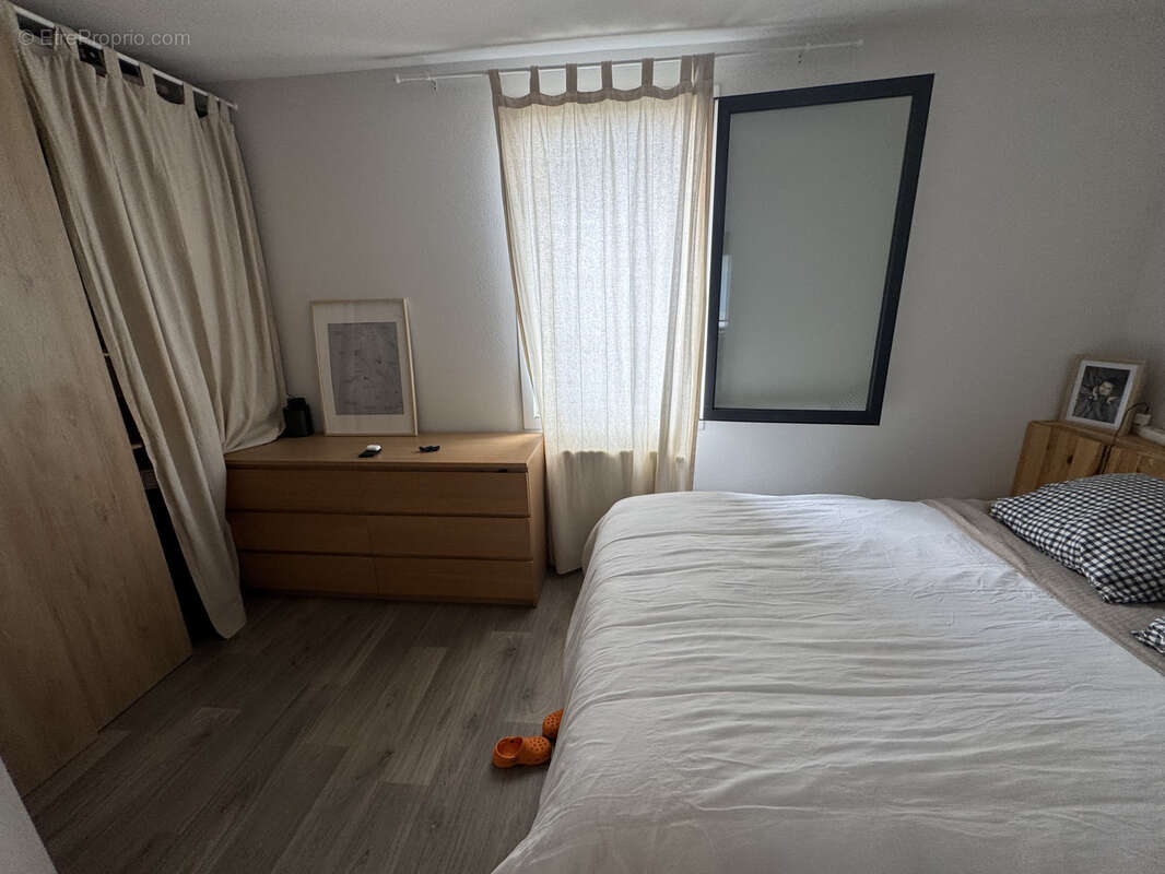 Appartement à PAREMPUYRE