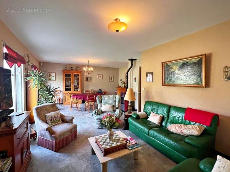 Maison à vendre 6 pièces CHAPTELAT (87) - photo 2