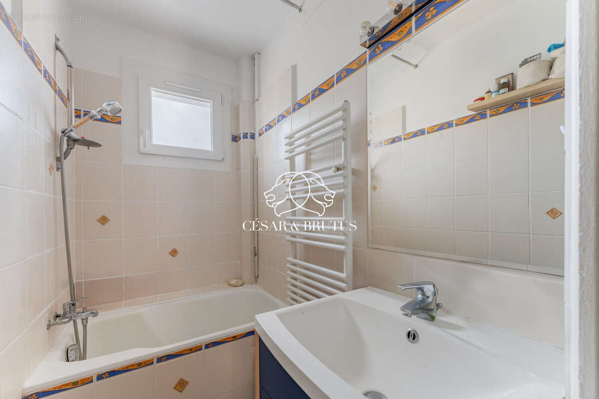 Appartement à LYON-8E