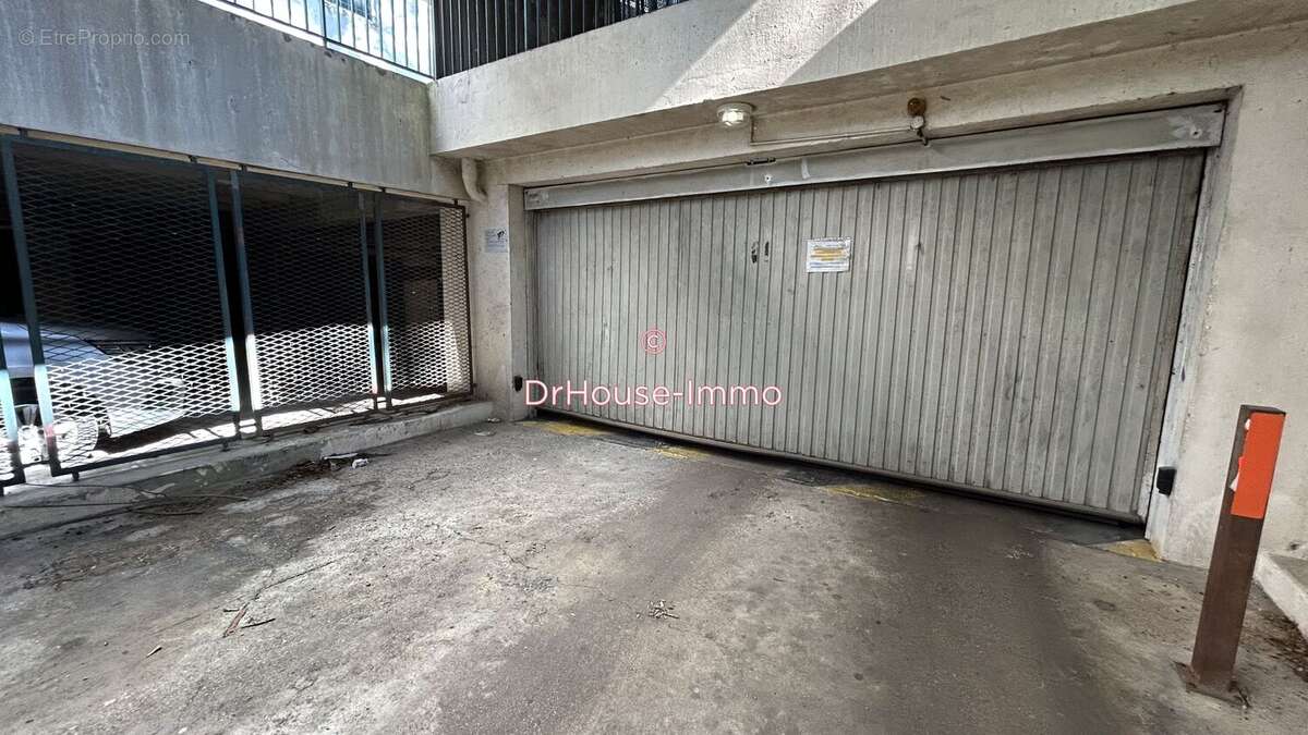 Parking à DAMMARIE-LES-LYS