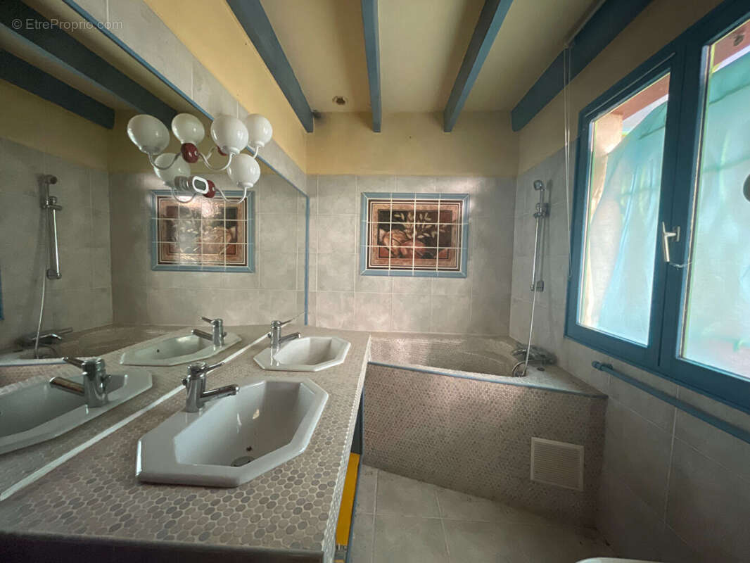 Maison à JUIGNE-SUR-LOIRE