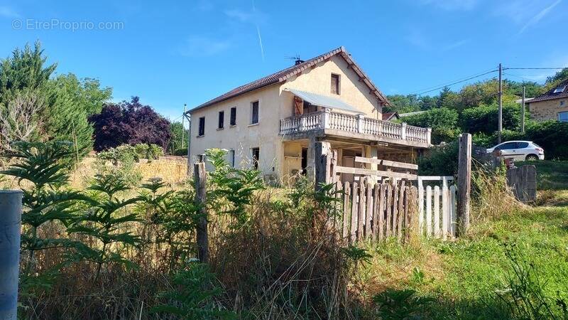 Maison à GOURDON